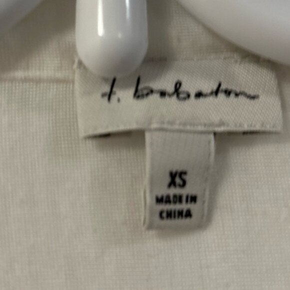 Aritzia Babaton Julien Shirt Blouse Top Rolled Sleeve White Neutral Size XS - Picture 7 of 10